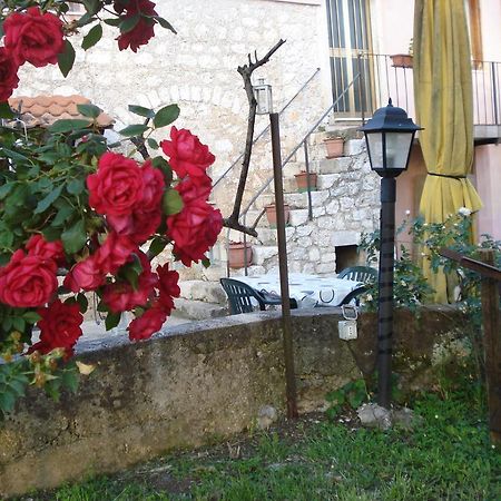 Agriturismo La Fattoria San Donato Val di Comino Buitenkant foto