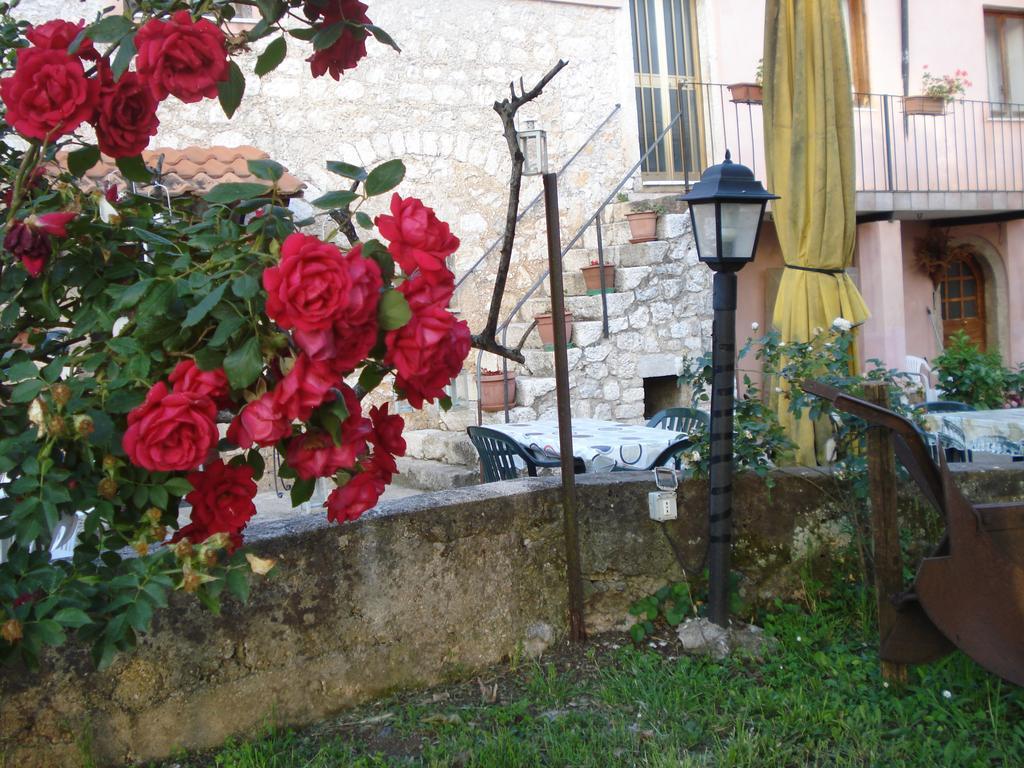 Agriturismo La Fattoria San Donato Val di Comino Buitenkant foto